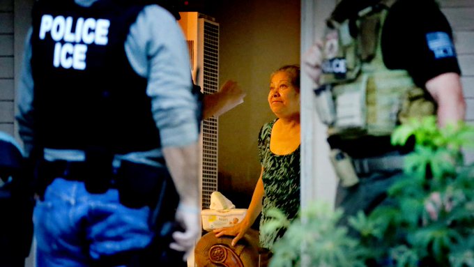 En lo que va de año, residentes de Mott Haven, donde se ha establecido una gran comunidad mexicana y algunos son dueños de negocios, han afrontado cuatro redadas.