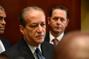 El presidente del Senado de Rep&uacute;blica Dominicana, Reinaldo Pared P&eacute;rez, revel&oacute; este mi&eacute;rcoles que fue diagnosticado de un tumor en el es&oacute;fago