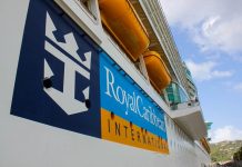 Los viajes en curso terminarán, los pasajeros desembarcarán tan pronto como sea posible y serán ayudads para hacer sus gestiones de viaje.