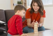 Seis consejos para lidiar con estrés y los niños durante el confinamiento La Academia de Pediatría recomienda que padres y madres busquen ayuda para sí mismos y empleen técnicas de disciplina positiva para lidiar con el estrés y los niños.