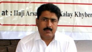 El m&eacute;dico que ayud&oacute; a la Agencia Central de Inteligencia estadounidense a buscar a Bin Laden en Pakist&aacute;n inici&oacute; este lunes una huelga de hambre en la c&aacute;rcel 