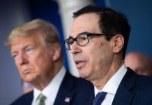 "A petición del presidente Donald Trump, estamos aplazando el día (del fin del plazo) de los impuestos del 15 de abril al 15 de julio", dijo Mnuchin.