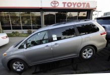 Toyota paralizará su producción en Norteamérica por el coronavirus El fabricante japonés de vehículos Toyota Motor anunció este jueves la suspensión de la actividad en todas sus plantas de producción y componentes en Norteamérica