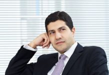 Seis claves para trabajar desde casa Trabajar desde casa tiene sus ventajas, pero también inconvenientes como la soledad, la desmotivación y el incremento de la ansiedad.