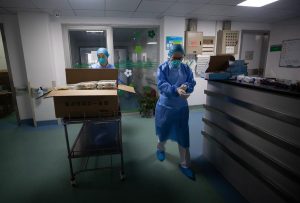 El Ministerio de Salud de Costa Rica confirmó este viernes que una turista estadounidense es el primer caso del nuevo coronavirus COVID-19 en el país centroamericano