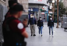 COVID-19 no da tregua a América, supera 134.000 casos y se ensaña con EEUU El coronavirus no da tregua en América, que ya supera los 134.000 casos este sábado, mientras que en EE.UU. la situación es crítica al ser el nuevo foco mundial de la pandemia