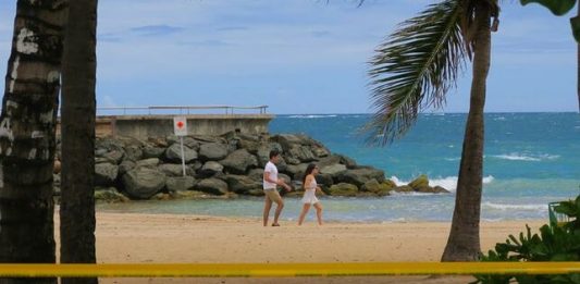 Las autoridades puertorriqueñas podrían prolongar durante dos semanas adicionales las medidas de aislamiento social y toque de queda si fuera necesario