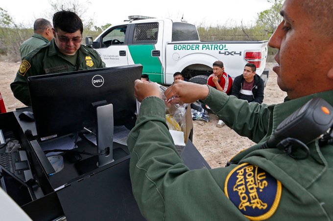 El Departamento de Justicia publicó un aviso en el Registro Federal que indica que su regla definitiva sobre el tema se publicará el próximo lunes 9.