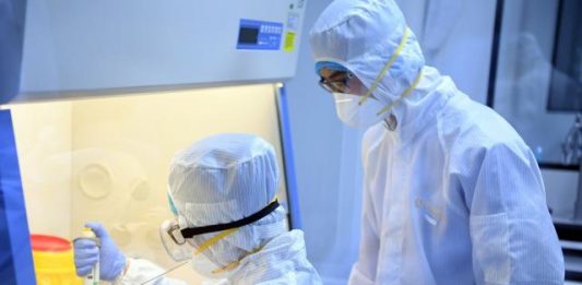 Estados Unidos inició este lunes las pruebas en humanos de una vacuna contra el coronavirus