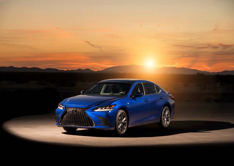 Lexus ES 300h, un sed&aacute;n de lujo que bien merece una mirada.