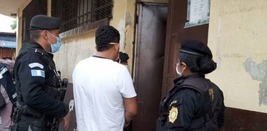 Las fuerzas de seguridad de Guatemala detuvieron este martes a un presunto narcotraficante solicitado por Estados Unidos para su extradición.