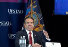 Indocumentados demandan al gobernador de Nueva York crear un fondo de ayuda Inmigrantes indocumentados de Nueva York demandaron este martes al gobernador Andrew Cuomo la creación de un fondo de 3.500 millones de dólares para trabajadores excluidos del estímulo económico aprobado por el Congreso