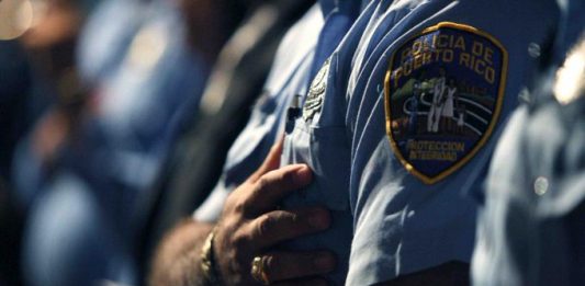 Las autoridades puertorriqueñas mantienen cerrados por riesgo de contagio los cuarteles policiales.