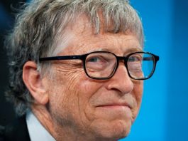 Bill Gates tilda de "peligrosa" la suspensión de fondos de Trump a la OMS La Fundación Bill y Melinda Gates, que preside junto a sus esposa, es el segundo mayor donante de fondos a la OMS, con una aportación de en torno al 10 % del presupuesto.