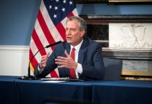 La ciudad de Nueva York planea "recuperación justa" a lo largo de 20 meses De Blasio perfiló los "primeros pasos hacia el reinicio" económico de la Gran Manzana a principios de mayo y la "visión de una recuperación justa" en los "próximos 20 meses" de su Administración