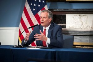 De Blasio perfil&oacute; los "primeros pasos hacia el reinicio" econ&oacute;mico de la Gran Manzana a principios de mayo y la "visi&oacute;n de una recuperaci&oacute;n justa" en los "pr&oacute;ximos 20 meses" de su Administraci&oacute;n