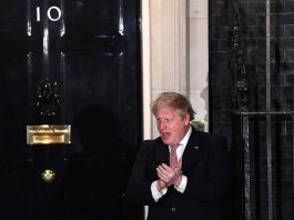 El primer ministro británico, Boris Johnson, regresará este lunes a Downing Street a retomar las riendas del Ejecutivo tras haber superado la COVID-19