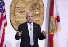 Alcalde de Miami-Dade planea reabrir negocios cuando suben casos de COVID-19 El alcalde de Miami-Dade, Carlos Giménez, anunció este lunes planes para la reapertura de algunos comercios