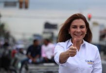La economista Carolina Mejía, del Partido Revolucionario Moderno, el principal de la oposición de la República Dominicana, asumió este viernes como alcaldesa de la capital del país, la primera mujer en ocupar este cargo.