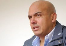 El militar retirado venezolano Cliver Antonio Alcalá Cordones, uno de los 15 acusados por el Gobierno de Estados Unidos de narcotráfico junto con el presidente de su país, Nicolás Maduro, se declaró "no culpable"