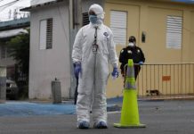 Siete muertes y 31 casos adicionales positivos por Covid-19 en Puerto Rico El informe del Departamento de Salud de Puerto Rico difundido este sábado refleja siete muertes y 31 casos positivos adicionales a COVID-19 en la isla, elevando a más de 1.300 el número de casos.