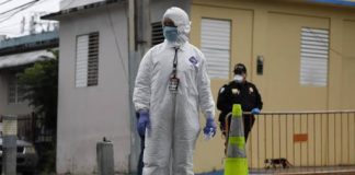 El informe del Departamento de Salud de Puerto Rico difundido este sábado refleja siete muertes y 31 casos positivos adicionales a COVID-19 en la isla, elevando a más de 1.300 el número de casos.