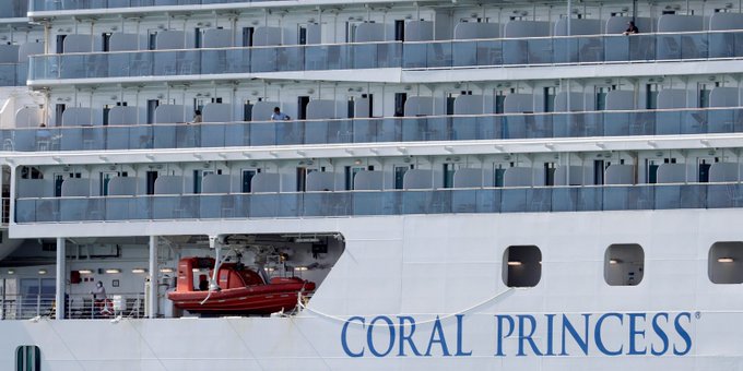 "Princess Cruises continúa trabajando incansablemente para ajustar el plan de repatriación para cumplir con los nuevos requisitos de los CDC", señaló la naviera.