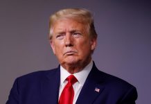 Grupos proinmigrantes presentaron este fin de semana una moción ante un tribunal estadounidense contra la decisión del presidente Donald Trump de prohibir temporalmente la inmigración legal al país.