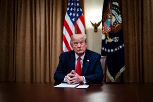 Congresistas demócratas y líderes de ese partido en Florida calificaron este lunes de "caótico" el manejo de la pandemia del COVID-19 por parte del presidente Donald Trump