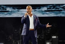 El mexicano Alejandro Fernández eligió el tema "Eso y más" para homenajear en su natalicio al fallecido cantante Joan Sebastian, y todo con una buena causa