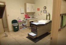 Los fiscales han escrito un texto para apoyar una demanda realizada por la única clínica del estado que practica abortos quirúrgicos "Little Rock Family Planning Servies".
