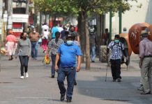 Guatemala alcanzó este domingo los 500 casos positivos de coronavirus y llegó a 15 fallecidos con COVID-19, una vez que el presidente del país, Alejandro Giammattei, actualizó los últimos datos
