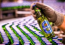 Heineken suspenderá producción en sus siete plantas de México por COVID-19 La cervecera holandesa Heineken anunció este viernes el cierre este 5 de abril de sus siete plantas en México, tras la emergencia sanitaria decretada en el país por la pandemia de COVID-19.