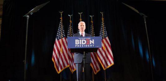 Joe Biden se impuso este domingo en los caucus del estado Wyoming, votados por correo debido a la pandemia del coronavirus
