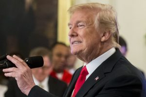 El presidente de México, Andrés Manuel López Obrador, informó este viernes que le planteó a su homólogo de Estados Unidos, Donald Trump, la posibilidad de un encuentro en junio o julio tras la pandemia de COVID-19.