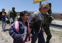 La deportación de migrantes durante pandemia "pone al planeta en riesgo" Las deportaciones durante la pandemia global pueden propagar el riesgo de contagio con el virus que causa COVID-19.