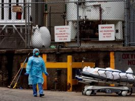 La Universidad Johns Hopkins subrayó que se han alcanzando en el mundo los 1.650.210 contagios y los tres países con más infectados por el coronavirus son: EE.UU., con 475.749; España, con 157.053; e Italia, con 147. 577.