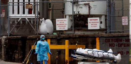 La Universidad Johns Hopkins subrayó que se han alcanzando en el mundo los 1.650.210 contagios y los tres países con más infectados por el coronavirus son: EE.UU., con 475.749; España, con 157.053; e Italia, con 147. 577.
