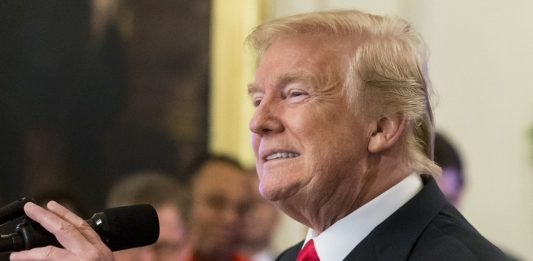 El presidente de México, Andrés Manuel López Obrador, informó este viernes que le planteó a su homólogo de Estados Unidos, Donald Trump, la posibilidad de un encuentro en junio o julio tras la pandemia de COVID-19.