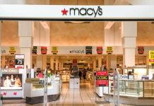 Macy's, que es propietaria de las cadenas Bloomingdale's y Bluemercury, espera reabrir un segundo grupo de unas 50 tiendas el 11 de mayo.