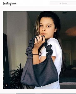 Manuela, la hija del cantante Alejandro Sanz y la modelo Jaydy Michel, ha decidido exprimir su faceta de dise&ntilde;adora durante el confinamiento