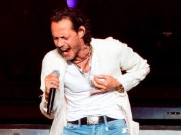 El artista de origen puertorriqueño Marc Anthony sorprendió a sus seguidores con un video que colgó en las redes sociales interpretando el tema "A song for you"