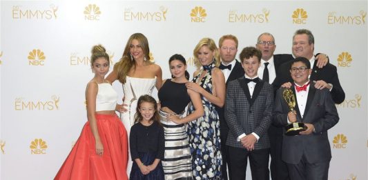 La serie "Modern Family" se despide de las pantallas mañana miércoles con grandes honores, como convertir a Sofía Vergara en la última gran reina de la TV