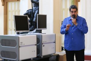 Nicol&aacute;s Maduro, dirigi&oacute; este domingo una carta "al pueblo de Estados Unidos" en la que pidi&oacute; que no acepte "un conflicto b&eacute;lico, sangriento, de duraci&oacute;n indefinida" contra el pa&iacute;s suramericano