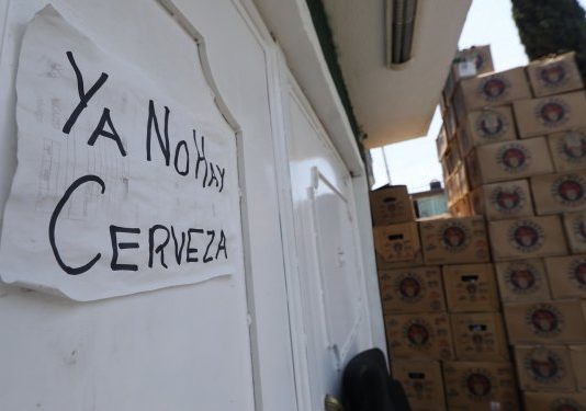 La escasez de cerveza en México era un hecho previsible desde que el 31 de marzo el Gobierno no incluyó la industria de bebidas alcohólicas dentro de las actividades esenciales.