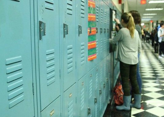 El presupuesto aprobado mantendrá la ayuda base (Foundation Aid) en $18.4 mil millones para el año escolar 2020-21, el mismo nivel que el año pasado.