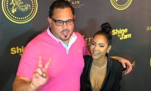 Rafael "Raphy" Pina, el representante de Daddy Yankee y Natti Natasha, reapareci&oacute; este jueves en las redes sociales, un d&iacute;a despu&eacute;s de que agentes del FBI allanaran una de sus residencias en Puerto Rico.