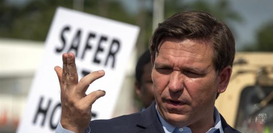 Ron DeSantis, anunció este miércoles que creará una fuerza de trabajo a finales de semana para analizar la posibilidad de "volver al trabajo" a nivel estatal, mientras que los contagios por el COVID-19 continúan en aumento en el estado.