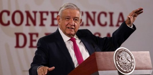 Mientras López Obrador ha apostado por un plan de austeridad sin endeudar el país, los empresarios reclaman ayudas directas que impidan el despido de millones de trabajadores.