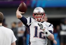Jane Castor, alcaldesa de Tampa, quiso suavizar el trato con el nuevo mariscal de campo de los Buccaneers de Tampa Bay, Tom Brady